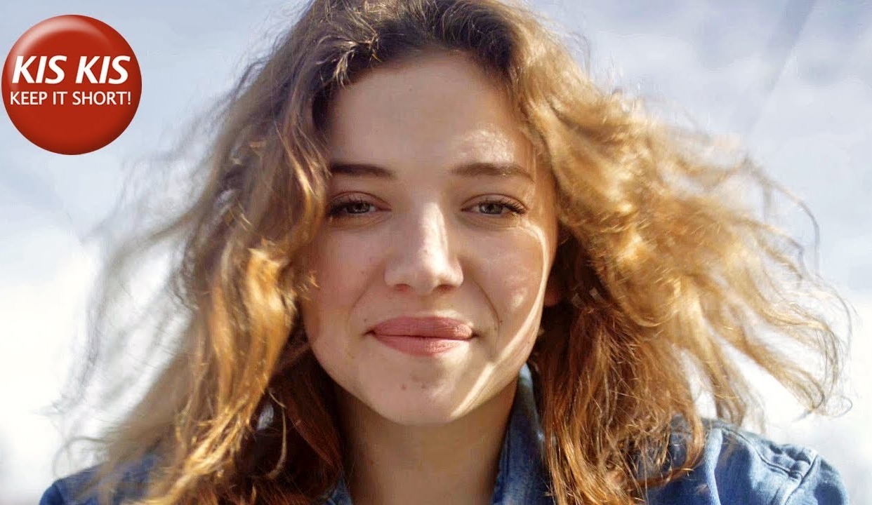 昏迷一年后的我，醒来发现一切都变了...